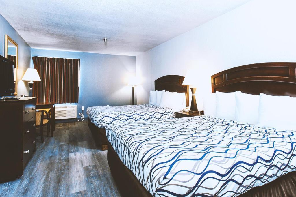 Best Western Wichita North Park City Экстерьер фото