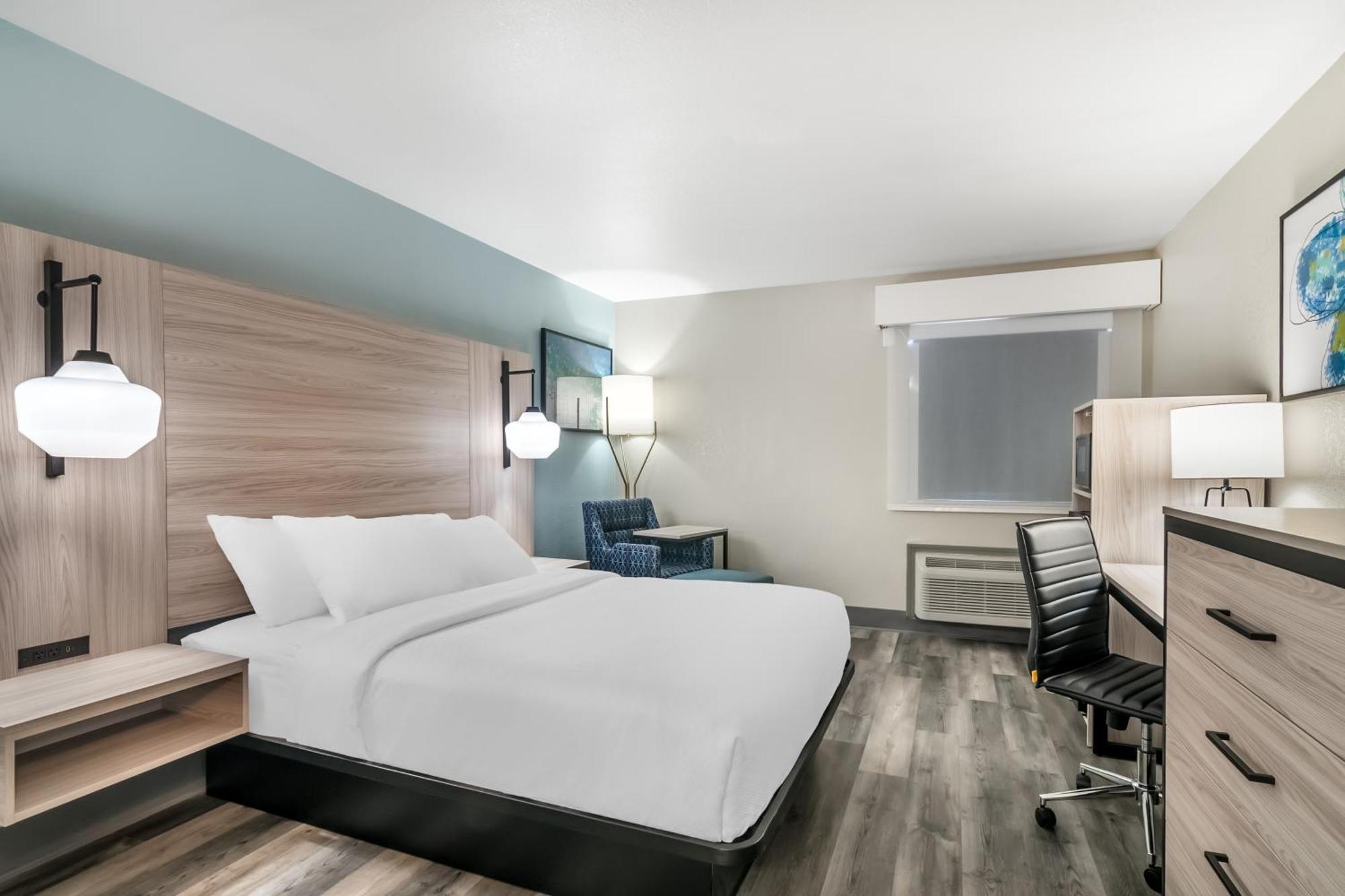 Best Western Wichita North Park City Экстерьер фото